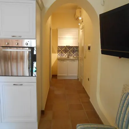 Dimora Tesoro Vakantiehuis Torre Lapillo